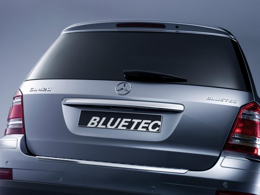  Mercedes-Benz Vision GL420 BlueTEC 2007 года  (фото 9 из 15)
